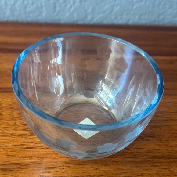 PartyLite Hydrangea Candle Holder - Picture 6 of 6